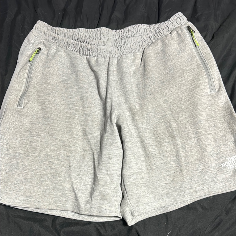 The North face shorts!